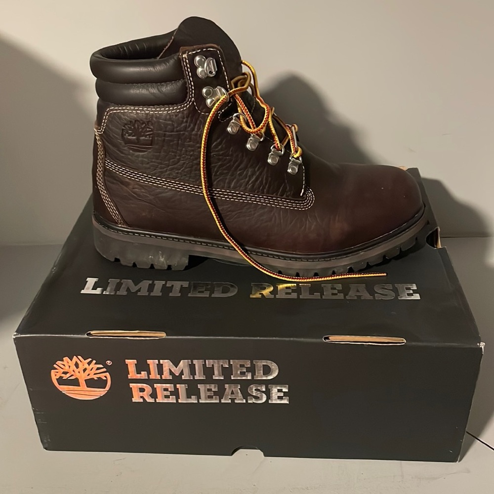 Junior Timberland Limited Release size7
